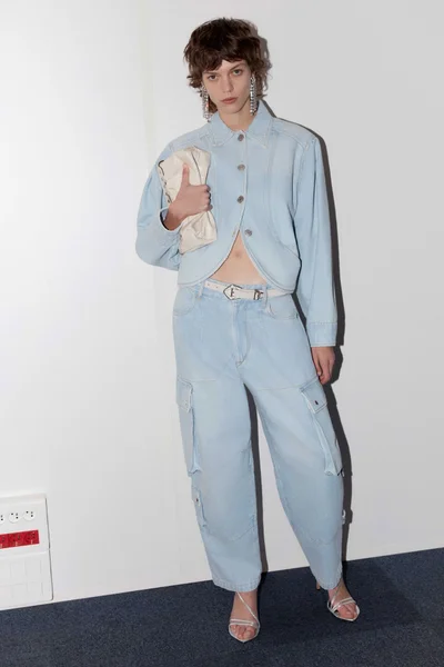 Look 4